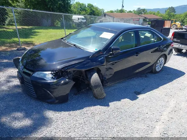 4T1BD1FK2GU185422 2016 TOYOTA CAMRY - Image 2