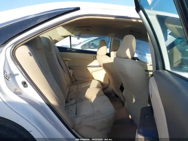 4T1BD1FK2GU186716 2016 TOYOTA CAMRY - Image 8