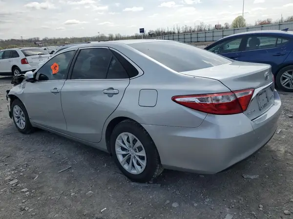 4T1BD1FK2GU191527 2016 TOYOTA CAMRY - Image 2