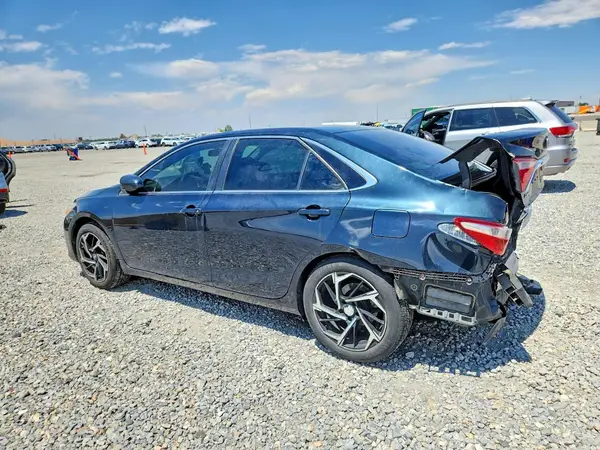 4T1BD1FK2GU192340 2016 TOYOTA CAMRY - Image 2