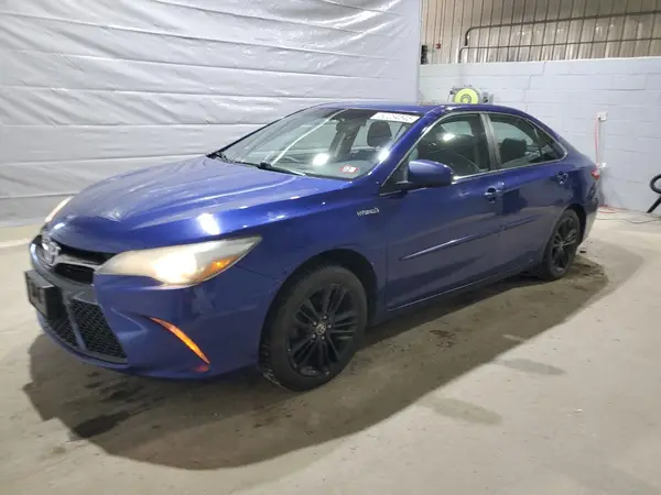 4T1BD1FK2GU197036 2016 TOYOTA CAMRY - Image 1