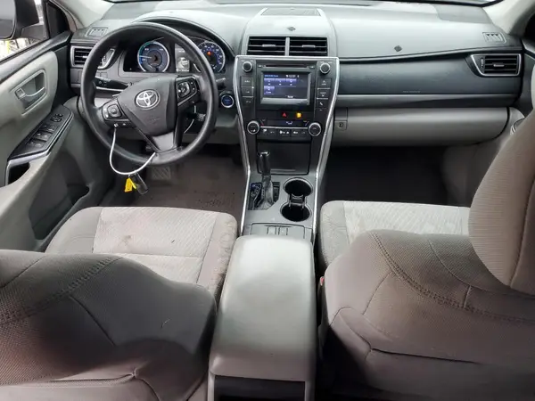4T1BD1FK2HU205220 2017 TOYOTA CAMRY - Image 8