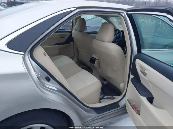 4T1BD1FK2HU206903 2017 TOYOTA CAMRY - Image 8