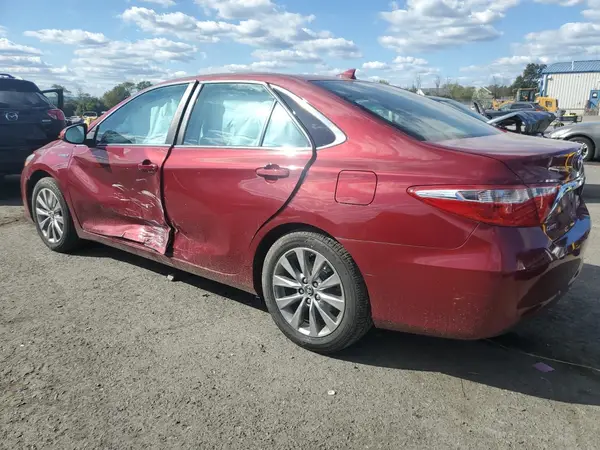 4T1BD1FK2HU209204 2017 TOYOTA CAMRY - Image 2