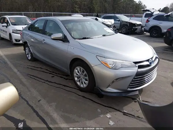 4T1BD1FK2HU216248 2017 TOYOTA CAMRY - Image 1
