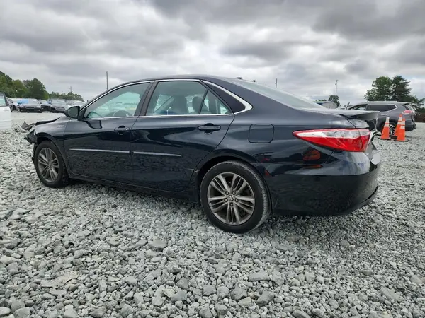 4T1BD1FK2HU220428 2017 TOYOTA CAMRY - Image 2