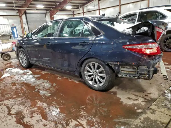 4T1BD1FK2HU227766 2017 TOYOTA CAMRY - Image 2