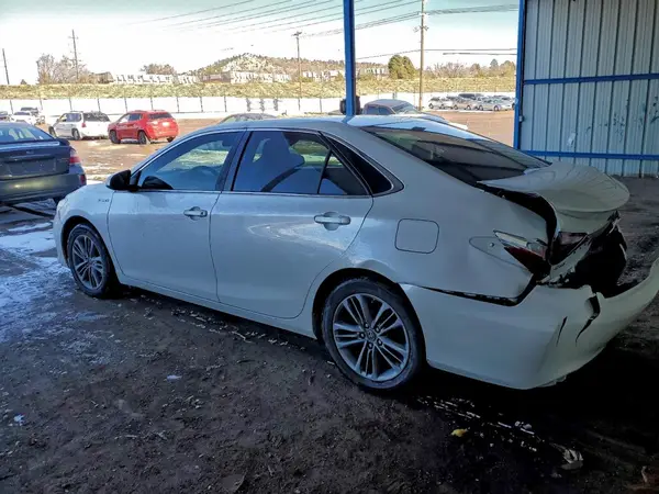 4T1BD1FK2HU228223 2017 TOYOTA CAMRY - Image 2