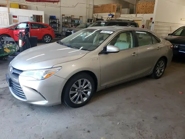 4T1BD1FK3GU180780 2016 TOYOTA CAMRY - Image 1