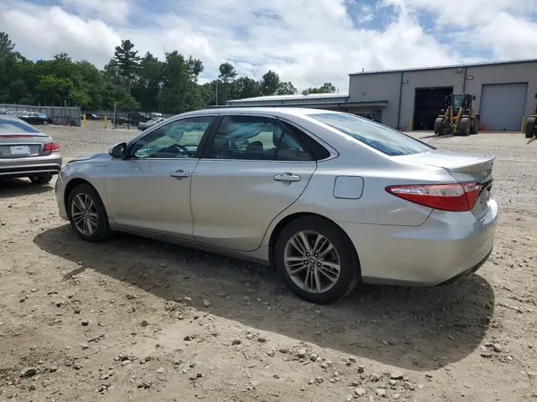 4T1BD1FK3GU185042 2016 TOYOTA CAMRY - Image 2
