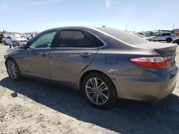 4T1BD1FK3GU189771 2016 TOYOTA CAMRY - Image 2