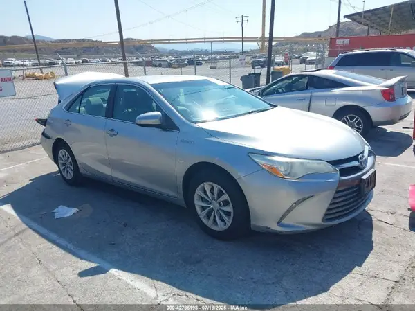 4T1BD1FK3GU190211 2016 TOYOTA CAMRY - Image 1