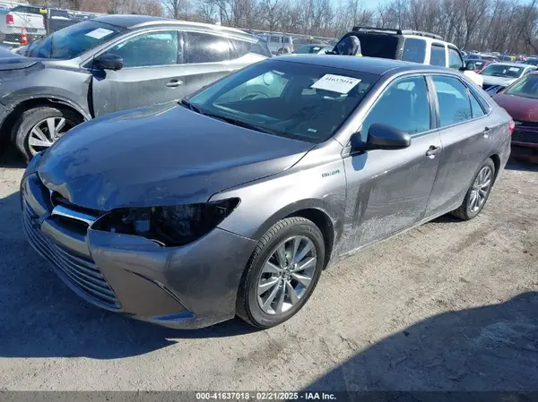 4T1BD1FK3GU192587 2016 TOYOTA CAMRY - Image 2
