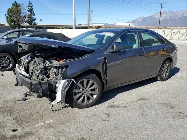 4T1BD1FK3GU194839 2016 TOYOTA CAMRY - Image 1