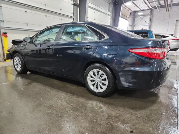 4T1BD1FK3GU196462 2016 TOYOTA CAMRY - Image 2
