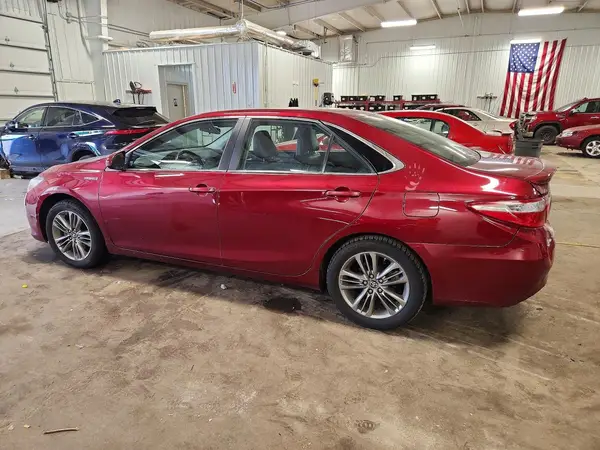 4T1BD1FK3GU197045 2016 TOYOTA CAMRY - Image 2