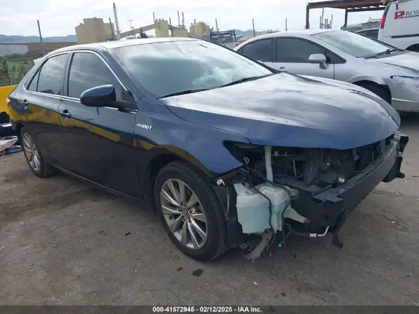 4T1BD1FK3GU197238 2016 TOYOTA CAMRY - Image 1