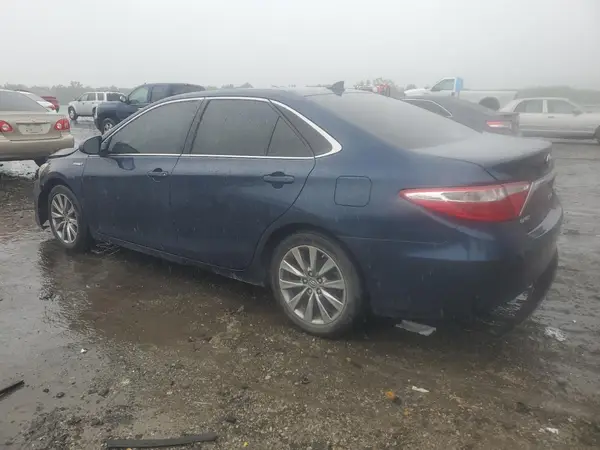 4T1BD1FK3GU197806 2016 TOYOTA CAMRY - Image 2