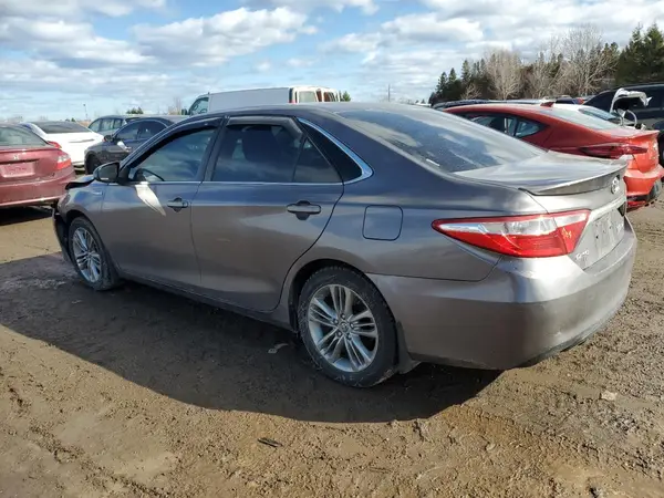 4T1BD1FK3GU199233 2016 TOYOTA CAMRY - Image 2