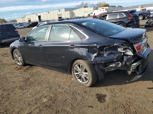 4T1BD1FK3GU199961 2016 TOYOTA CAMRY - Image 2