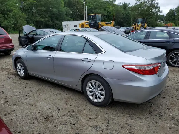 4T1BD1FK3HU206392 2017 TOYOTA CAMRY - Image 2