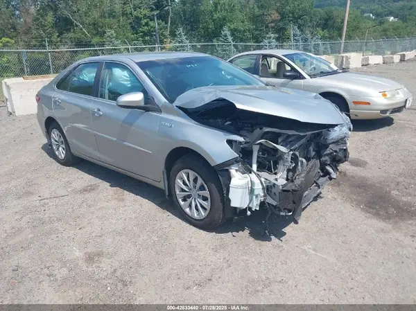 4T1BD1FK3HU206554 2017 TOYOTA CAMRY - Image 1