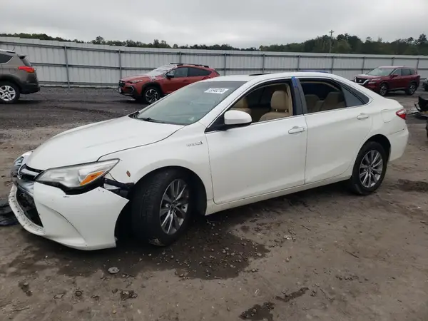 4T1BD1FK3HU207087 2017 TOYOTA CAMRY - Image 1
