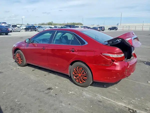 4T1BD1FK3HU209003 2017 TOYOTA CAMRY - Image 2