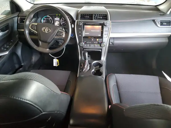 4T1BD1FK3HU211818 2017 TOYOTA CAMRY - Image 8