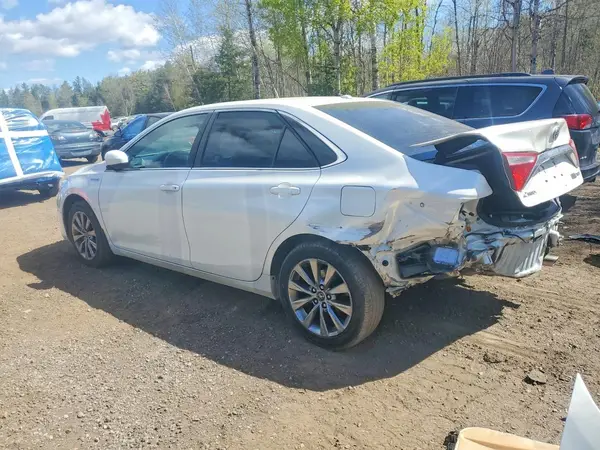 4T1BD1FK3HU216999 2017 TOYOTA CAMRY - Image 2