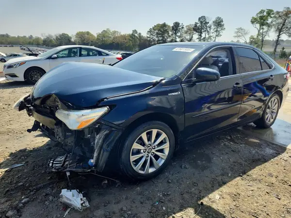 4T1BD1FK3HU228747 2017 TOYOTA CAMRY - Image 1