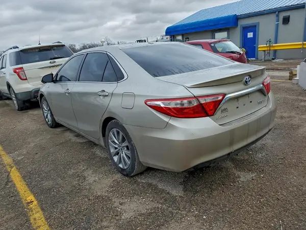 4T1BD1FK4GU178276 2016 TOYOTA CAMRY - Image 2