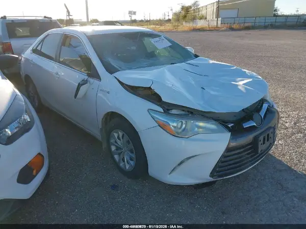 4T1BD1FK4GU179203 2016 TOYOTA CAMRY - Image 1