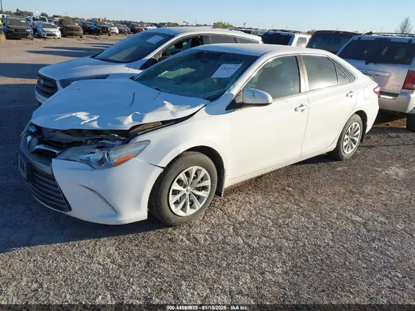 4T1BD1FK4GU179203 2016 TOYOTA CAMRY - Image 2