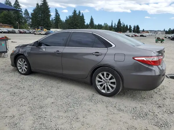 4T1BD1FK4GU181310 2016 TOYOTA CAMRY - Image 2