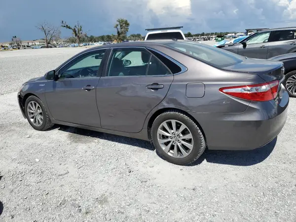 4T1BD1FK4GU183543 2016 TOYOTA CAMRY - Image 2