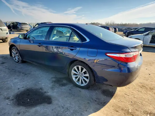 4T1BD1FK4GU188242 2016 TOYOTA CAMRY - Image 2