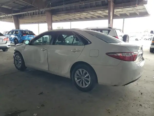 4T1BD1FK4GU188354 2016 TOYOTA CAMRY - Image 2