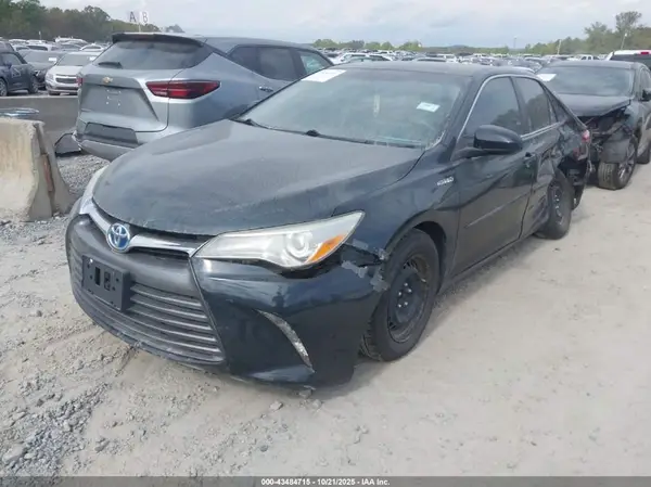 4T1BD1FK4GU190587 2016 TOYOTA CAMRY - Image 2