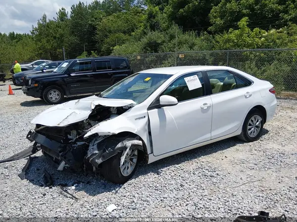 4T1BD1FK4GU196700 2016 TOYOTA CAMRY - Image 2