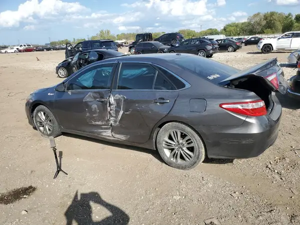 4T1BD1FK4GU197619 2016 TOYOTA CAMRY - Image 2