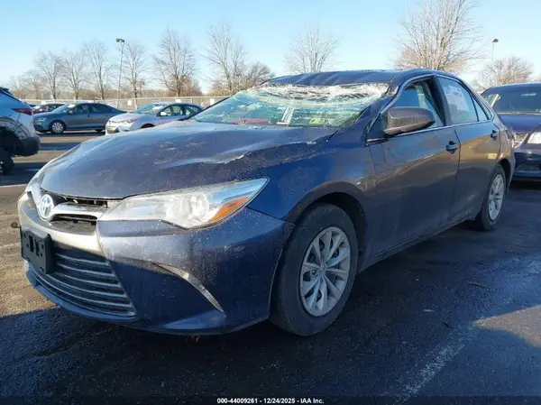 4T1BD1FK4GU199158 2016 TOYOTA CAMRY - Image 2