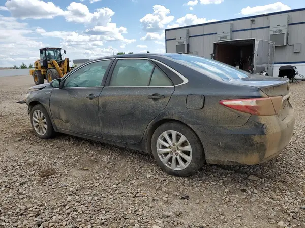 4T1BD1FK4HU203159 2017 TOYOTA CAMRY - Image 2