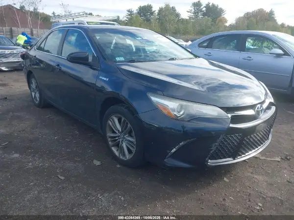 4T1BD1FK4HU208412 2017 TOYOTA CAMRY - Image 1