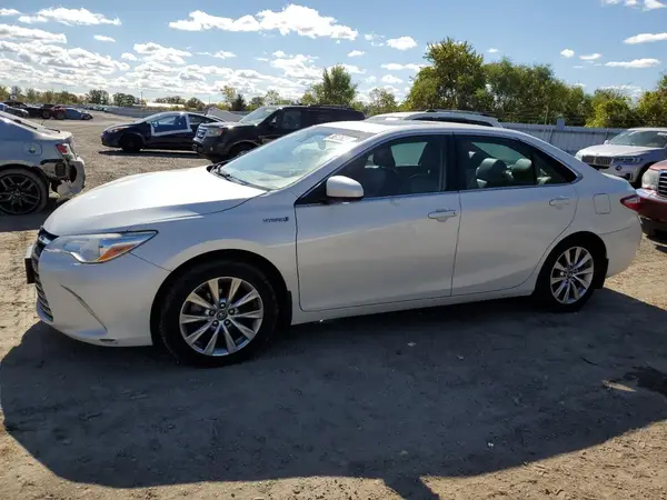 4T1BD1FK4HU221239 2017 TOYOTA CAMRY - Image 1