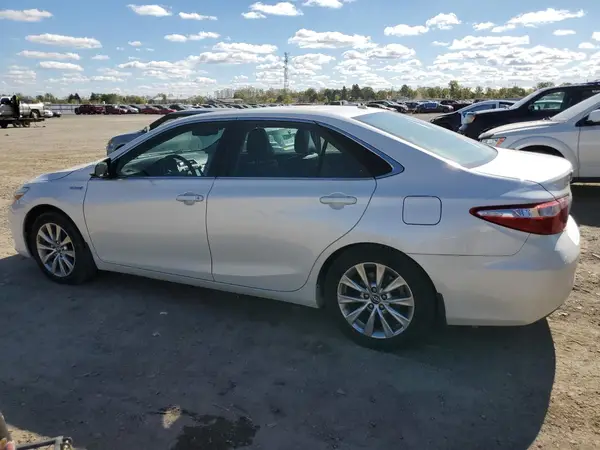 4T1BD1FK4HU221239 2017 TOYOTA CAMRY - Image 2