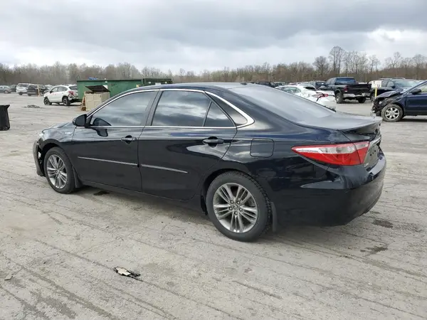 4T1BD1FK4HU221628 2017 TOYOTA CAMRY - Image 2
