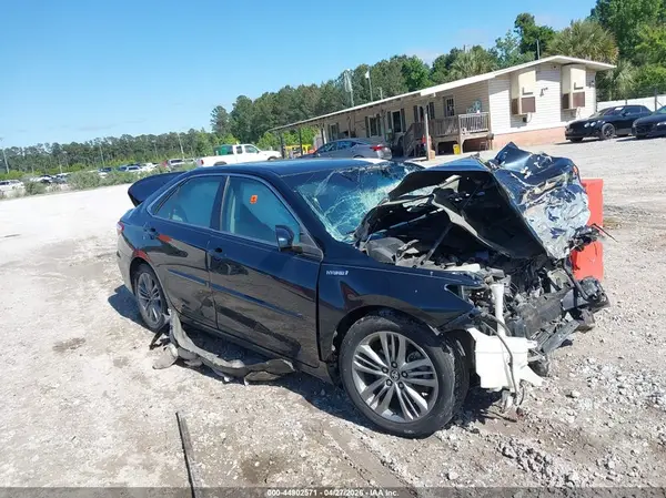 4T1BD1FK4HU222956 2017 TOYOTA CAMRY - Image 1