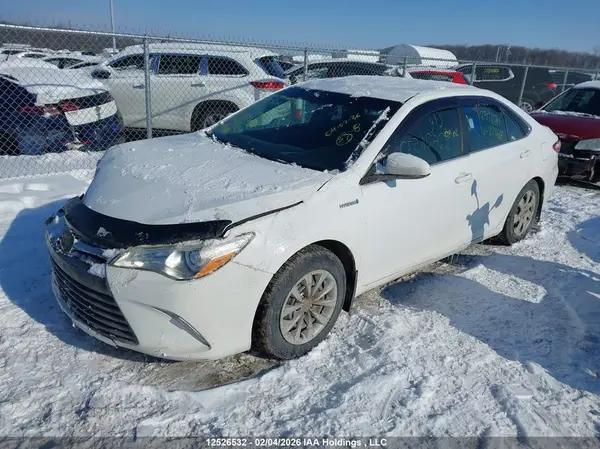 4T1BD1FK4HU223668 2017 TOYOTA CAMRY - Image 2