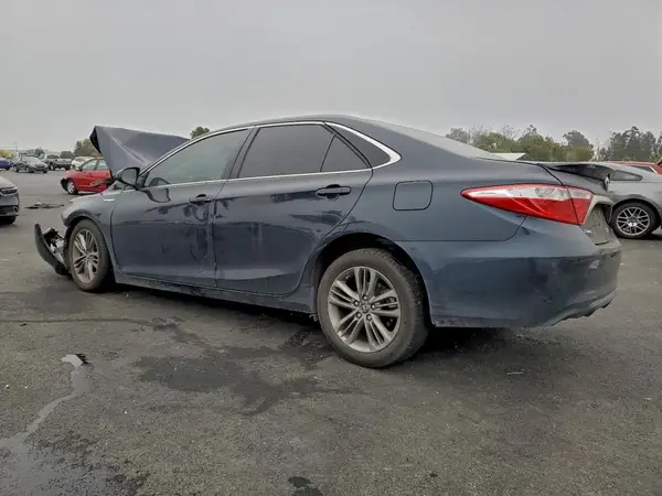 4T1BD1FK4HU223704 2017 TOYOTA CAMRY - Image 2